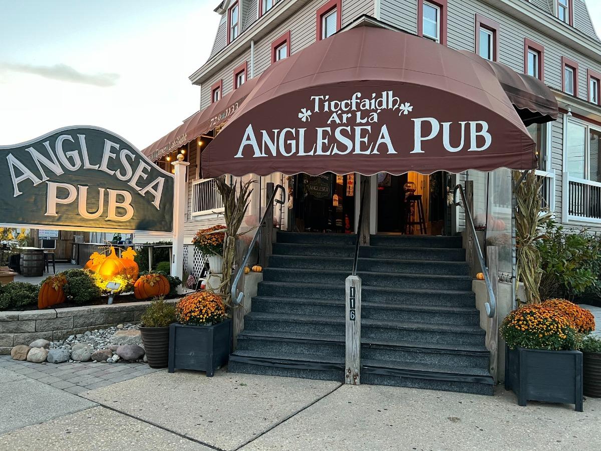 The Anglesea Pub